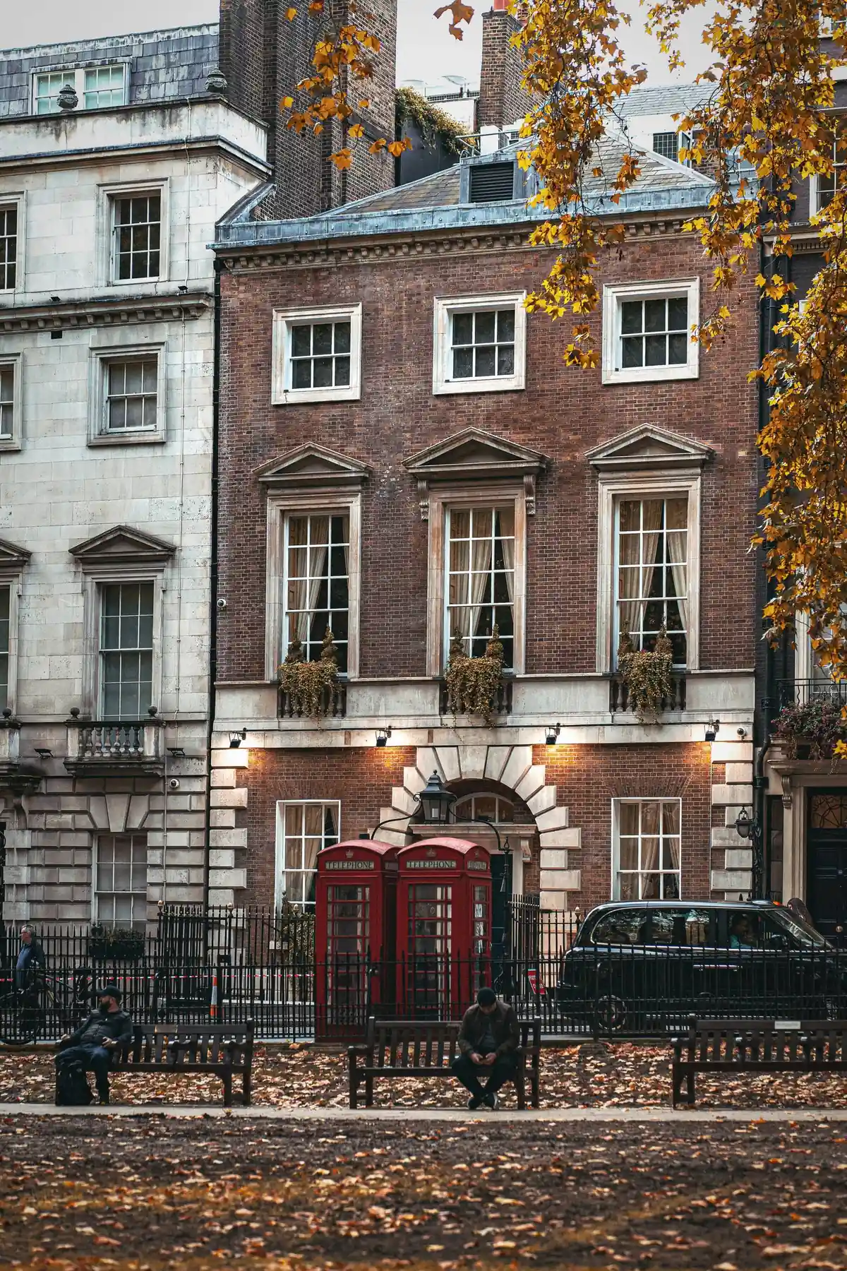A Georgian townhouse frontage with original sash windows